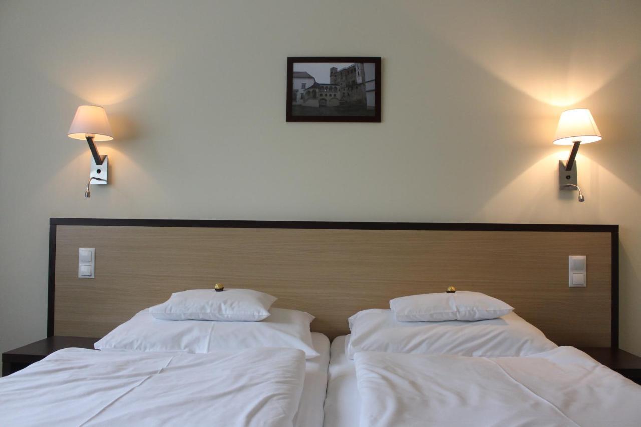 Tokajvar Hotel Eksteriør billede